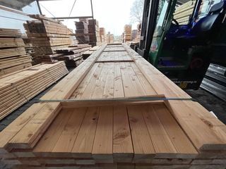 Ca. 50x Douglas balken geschaafd, 45x95mm, lengte 1300cm